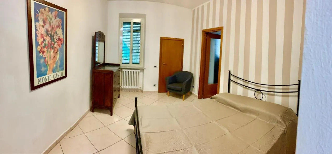 Frühstückspension Room In Villa -Livorno - Montenero Italien